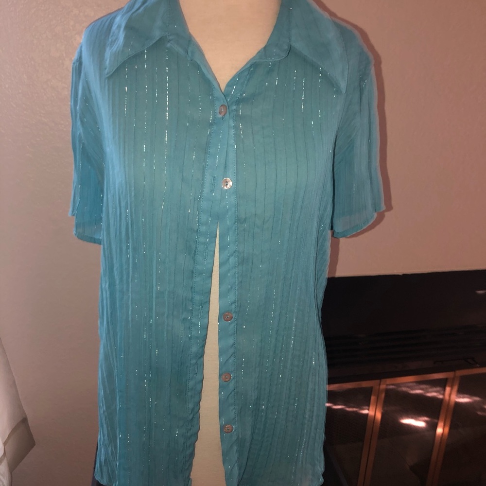 Like comfortable sage shirt